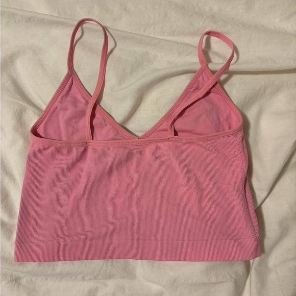 GARAGE ribbed pink v-neck cropped tank (worn) - Picture 2 of 3